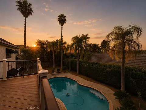 Exterior - 1506 Crestview Rd, Redlands, CA 92374 photo 10 of 11