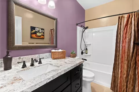 Bath - 7382 Park View Ct #139, Santee, CA 92071 photo 1 of 3