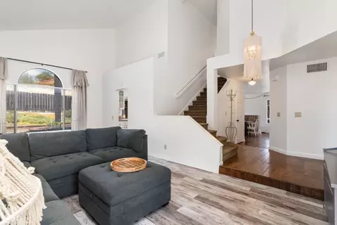 Entry Way - 41760 Bargil Ct, Temecula, CA 92591 photo 2 of 3