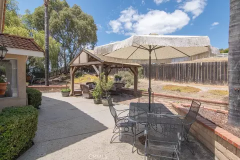 Exterior - 41760 Bargil Ct, Temecula, CA 92591 photo 3 of 11