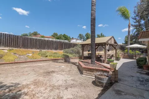 Exterior - 41760 Bargil Ct, Temecula, CA 92591 photo 9 of 11