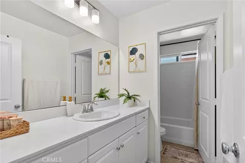 Bath - 364 Misaki, Fallbrook, CA 92028 photo 1 of 2