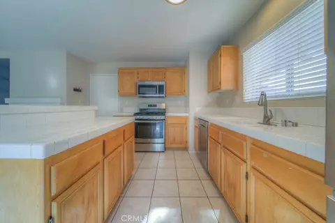 Kitchen - 26773 Merced, Menifee, CA 92584 photo 2 of 2
