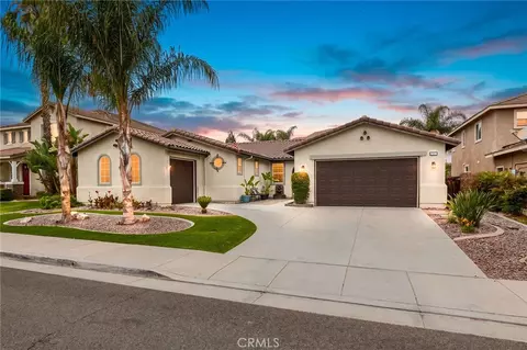 27977 River Shore Ct, Menifee, CA 92585