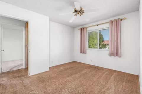 Bedroom - 1348 Pepper Tree, Hemet, CA 92545 photo 4 of 5