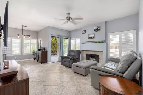 Living - 41762 Humber Dr, Temecula, CA 92591 photo 1 of 2