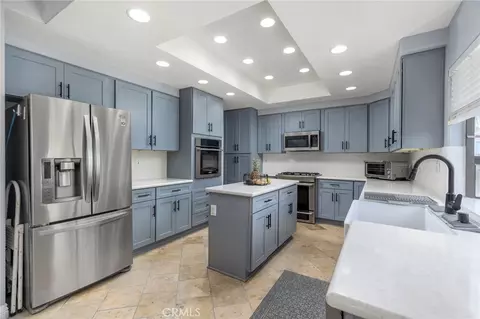 Kitchen - 41762 Humber Dr, Temecula, CA 92591 photo 2 of 3