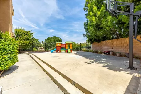Exterior - 41762 Humber Dr, Temecula, CA 92591 photo 10 of 10