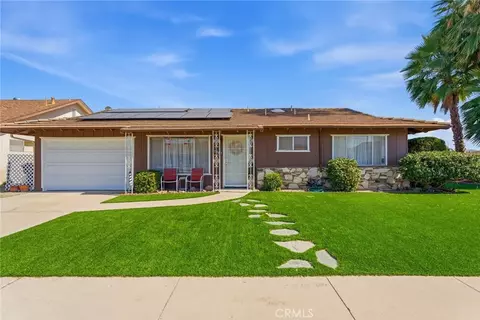 1381 Amberwood, Hemet, CA 92543