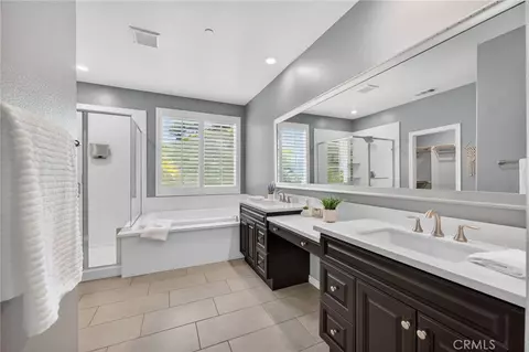 Bath - 33320 Kilroy Rd, Temecula, CA 92592 photo 1 of 3