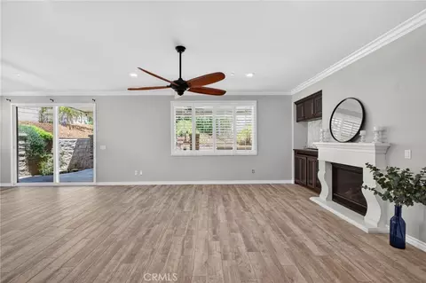 Living - 33320 Kilroy Rd, Temecula, CA 92592 photo 3 of 5