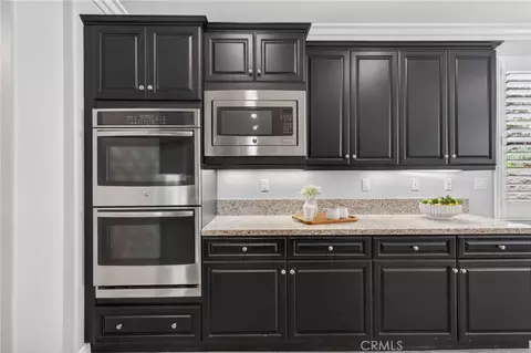Kitchen - 33320 Kilroy Rd, Temecula, CA 92592 photo 3 of 6