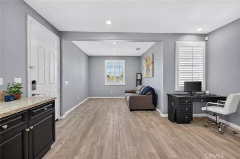 Entry Way - 33320 Kilroy Rd, Temecula, CA 92592 photo 4 of 5