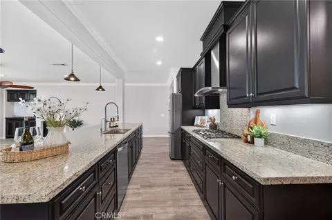Kitchen - 33320 Kilroy Rd, Temecula, CA 92592 photo 1 of 3