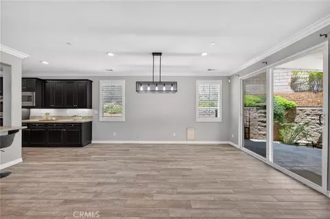 Living - 33320 Kilroy Rd, Temecula, CA 92592 photo 3 of 4