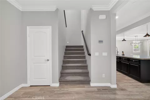 Entry Way - 33320 Kilroy Rd, Temecula, CA 92592 photo 5 of 11