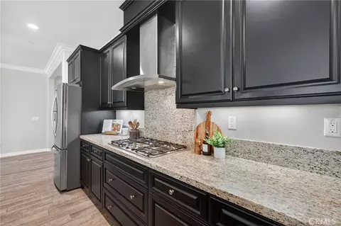 Kitchen - 33320 Kilroy Rd, Temecula, CA 92592 photo 2 of 2