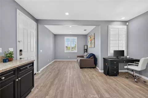 Entry Way - 33320 Kilroy Rd, Temecula, CA 92592 photo 4 of 6