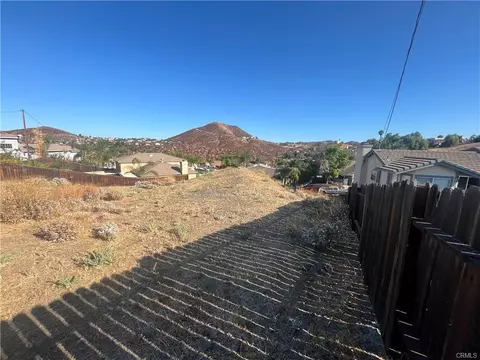 22936 Giant Fir, Canyon Lake, CA 92587
