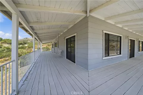Exterior - 44196 La Cruz Rd, Temecula, CA 92590 photo 2 of 12