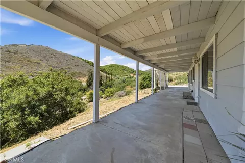 Exterior - 44196 La Cruz Rd, Temecula, CA 92590 photo 12 of 12