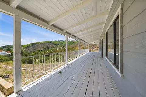 Exterior - 44196 La Cruz Rd, Temecula, CA 92590 photo 5 of 12