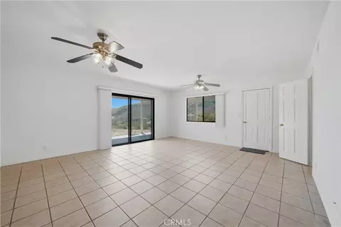 Living - 44196 La Cruz Rd, Temecula, CA 92590 photo 12 of 14