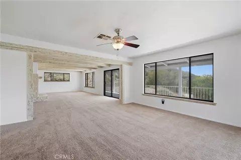 Living - 44196 La Cruz Rd, Temecula, CA 92590 photo 9 of 14