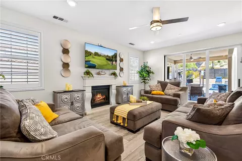 Living - 30478 Mulberry Ct, Temecula, CA 92591 photo 1 of 2