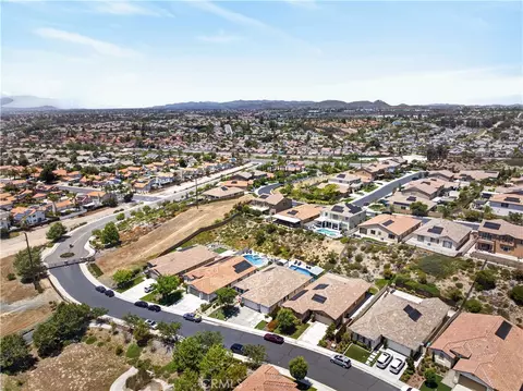 View/Area - 30478 Mulberry Ct, Temecula, CA 92591 photo 3 of 7