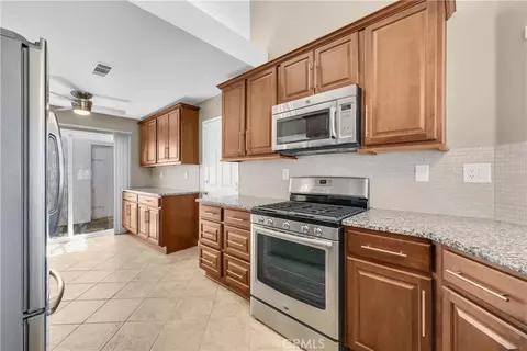 Kitchen - 30396 Danube Ct, Temecula, CA 92591 photo 3 of 3