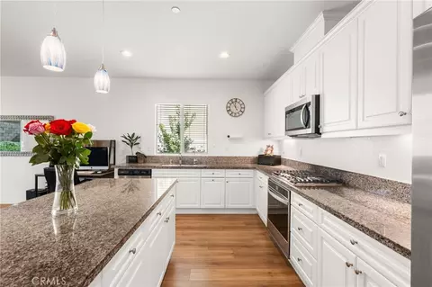 Kitchen - 26545 Dash Dr, Menifee, CA 92585 photo 5 of 5