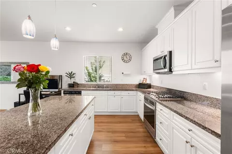 Kitchen - 26545 Dash Dr, Menifee, CA 92585 photo 5 of 5