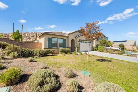 Exterior - 26545 Dash Dr, Menifee, CA 92585 photo 6 of 11