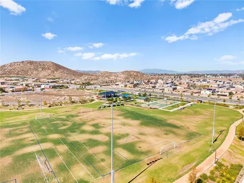 View/Area - 26545 Dash Dr, Menifee, CA 92585 photo 5 of 7