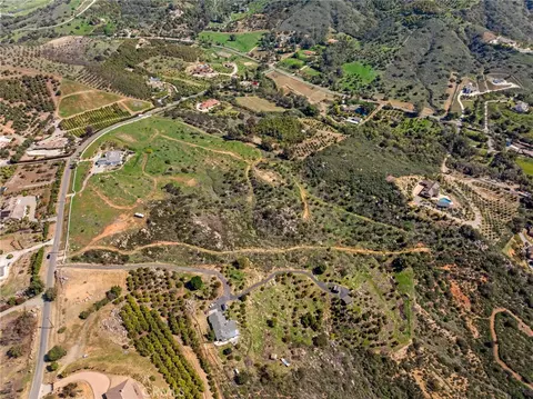 2 Las Palmeras, Temecula, CA 92590 photo 24