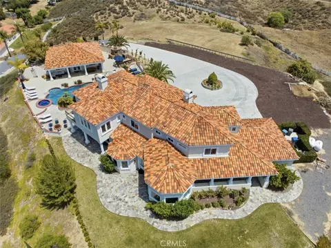 34351 Calle Vis, Temecula, CA 92592