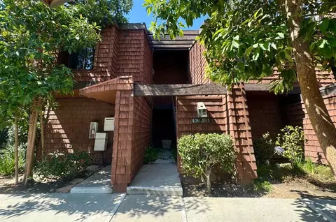 2741 Quail Rdg #33, Fullerton, CA 92835