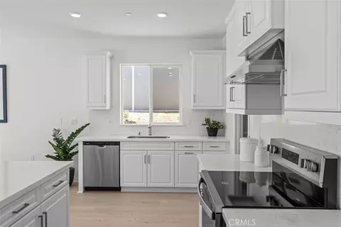 Kitchen - 12825 Olympus Cir, Corona, CA 92883 photo 1 of 1