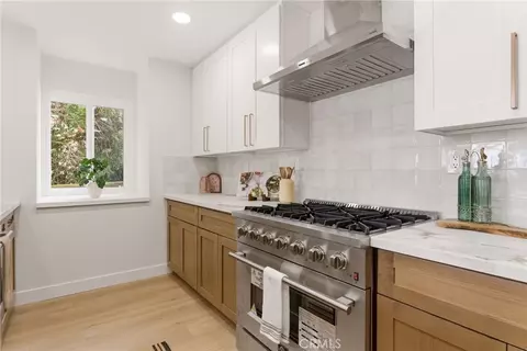 Kitchen - 245 Countryhaven, Encinitas, CA 92024 photo 3 of 5