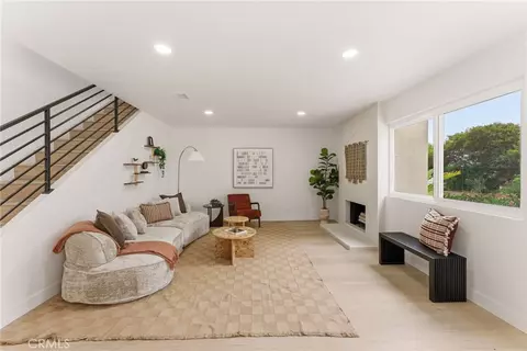 Living - 245 Countryhaven, Encinitas, CA 92024 photo 2 of 5
