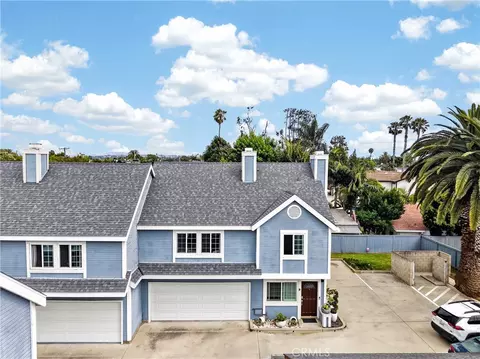 133 Cecil Pl #D, Costa Mesa, CA 92627