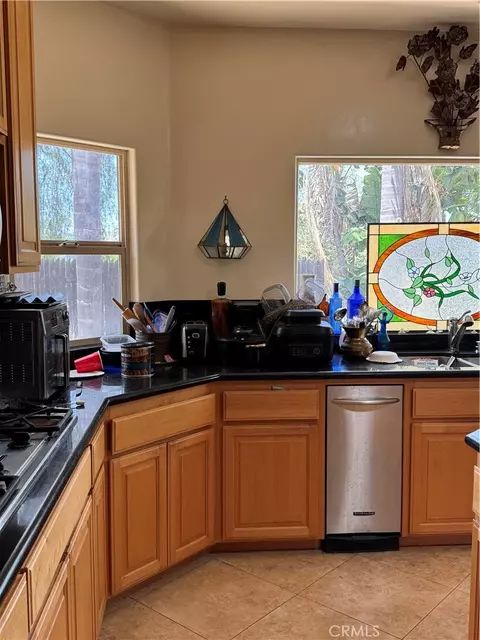 Kitchen - 3261 N Kenora, Spring Valley, CA 91977 photo 6 of 6