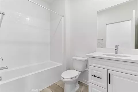 Bath - 1222 Kent Cir, Perris, CA 92571 photo 2 of 2