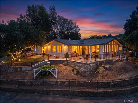 17535 Bear Valley Ln, Escondido, CA 92027