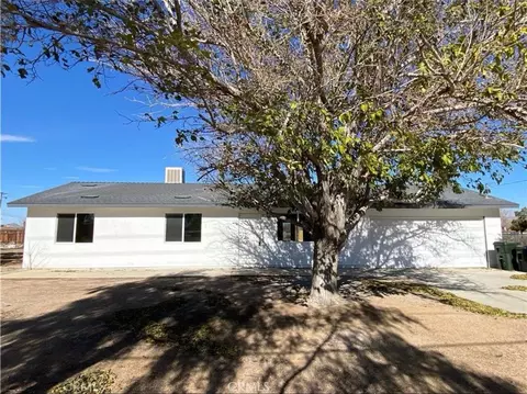 22634 Little Beaver, Apple Valley, CA 92308