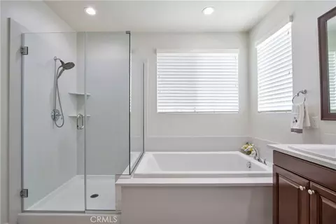 Bath - 41249 Saint Croix, Temecula, CA 92591 photo 3 of 5