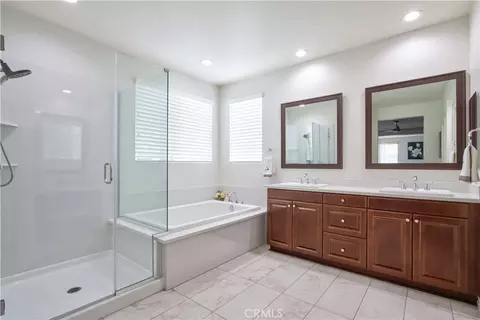 Bath - 41249 Saint Croix, Temecula, CA 92591 photo 2 of 5