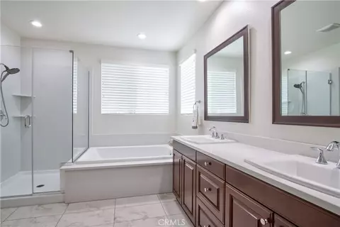 Bath - 41249 Saint Croix, Temecula, CA 92591 photo 4 of 5