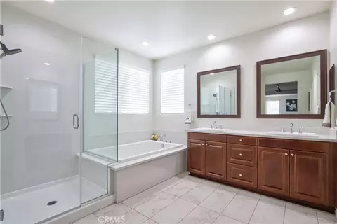 Bath - 41249 Saint Croix, Temecula, CA 92591 photo 2 of 5